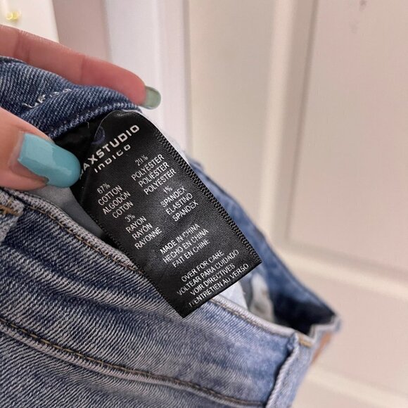 Max Studio Womens Medium Wash High Rise Distressed Cuff Cropped Tapered Jeans 6 - Picture 6 of 10
